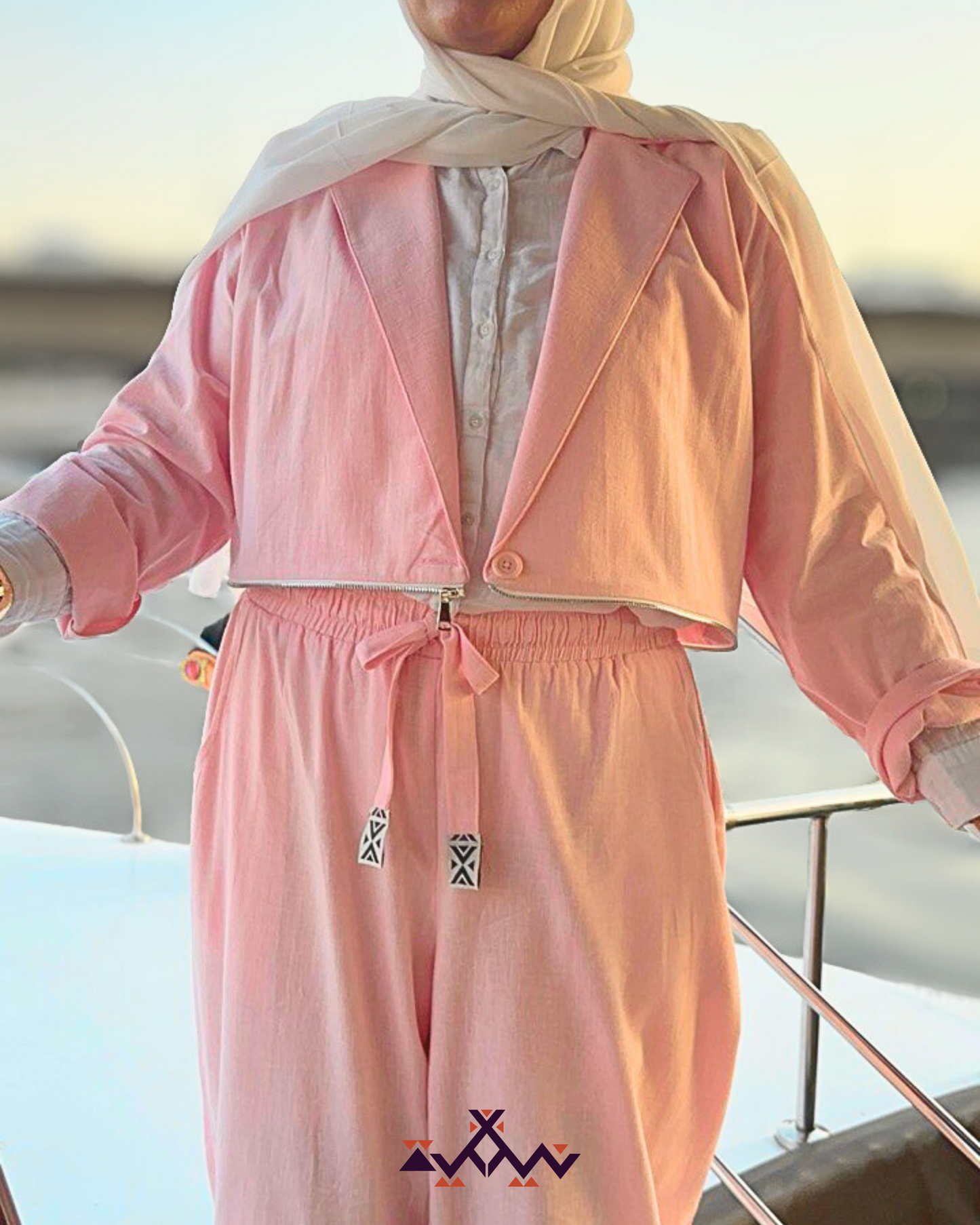 Nyllya Rose Breeze Zipper Blazer
