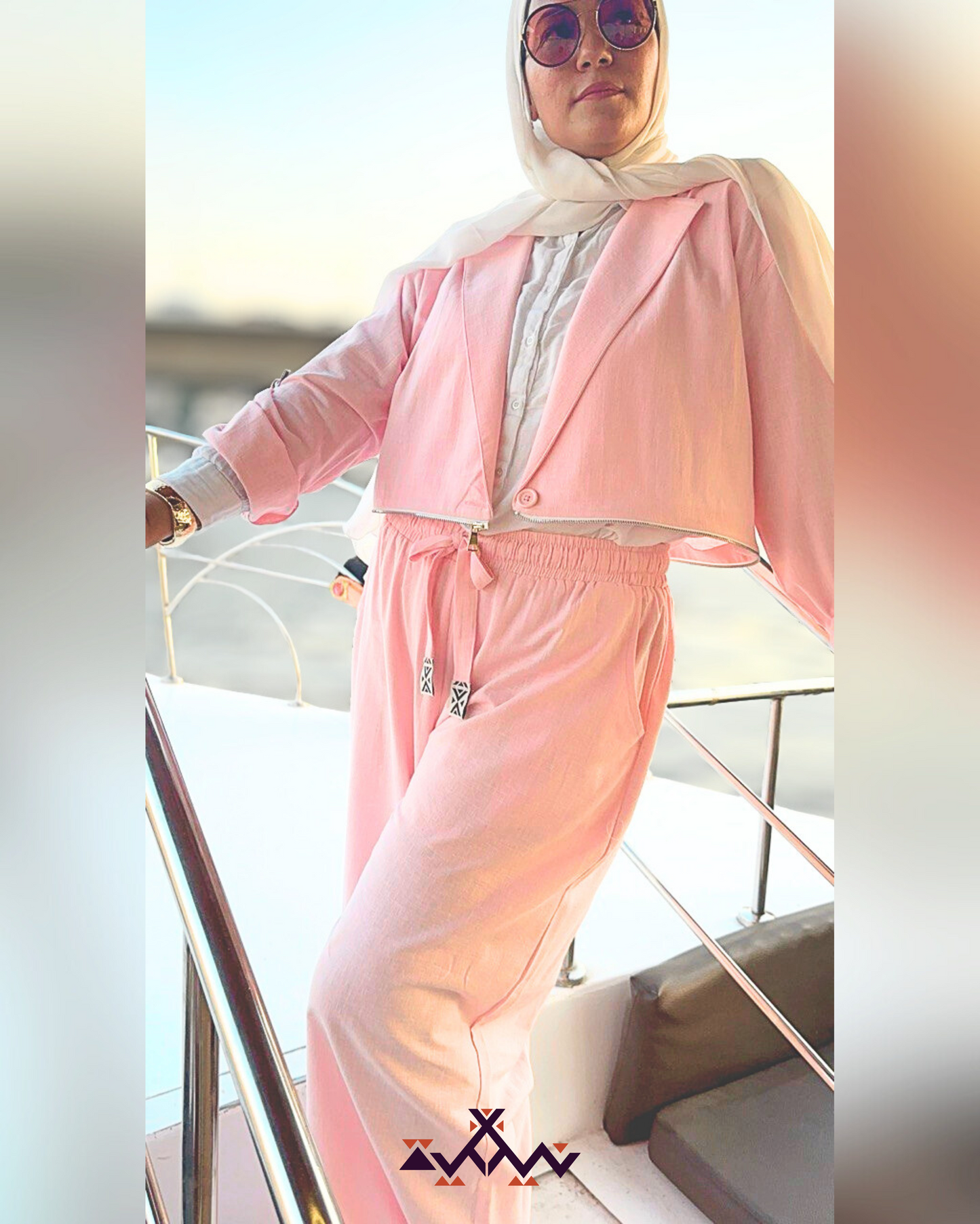 Nyllya Rose Breeze Zipper Blazer