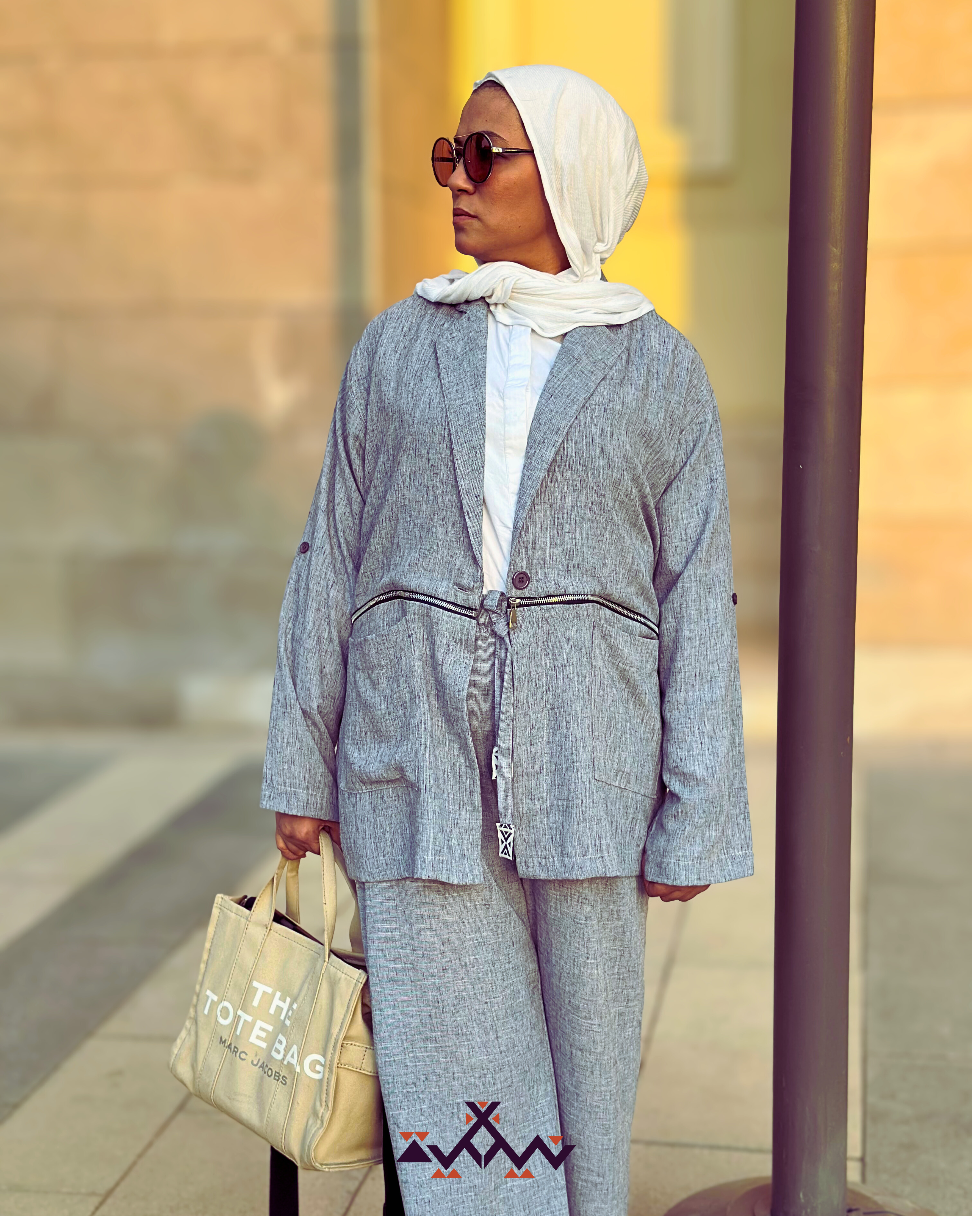 🩶 Silver Haze Zipper Blazer